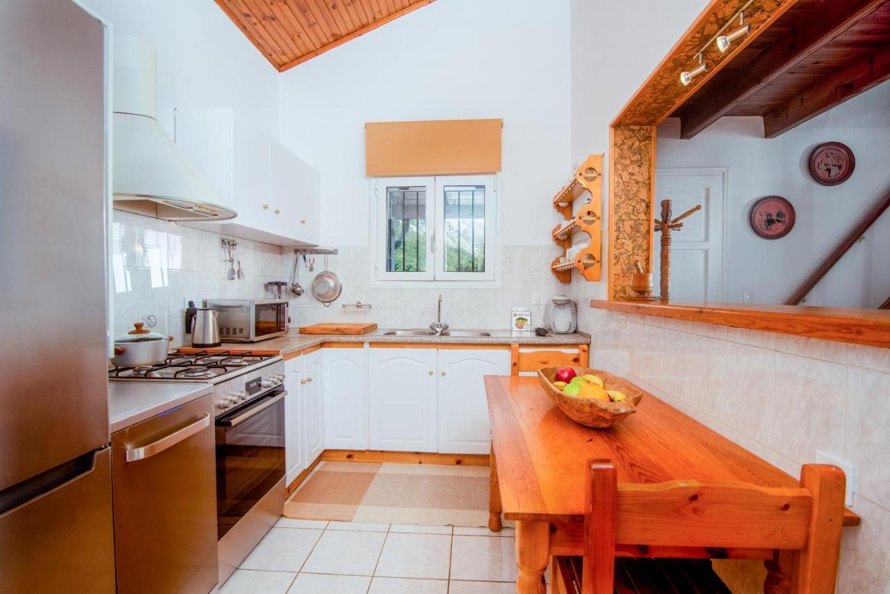 Aphrodite'S Maisonette On Corfu Island 巴尔巴蒂 外观 照片